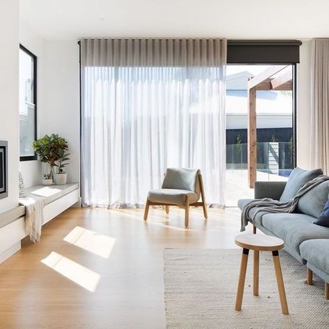 Finding curtains for sliding glass doors easily? Yes, check out this simple guide with smart buying tips for everyone.